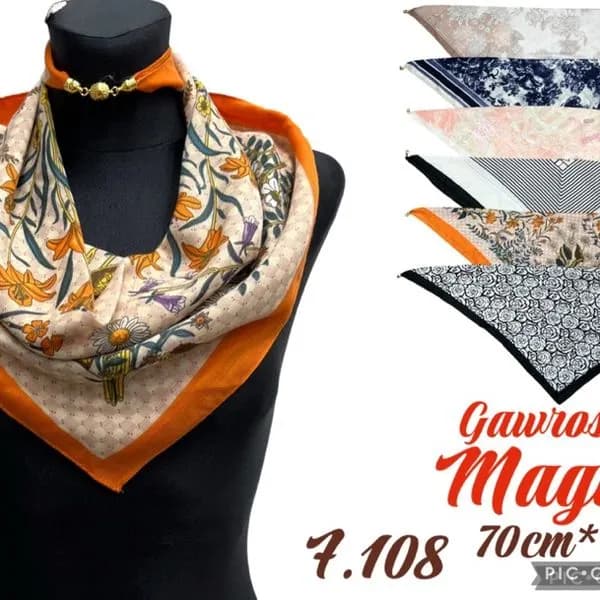 Chusta Damska Kwiatowa Gawsroszka Magnes 70x70cm