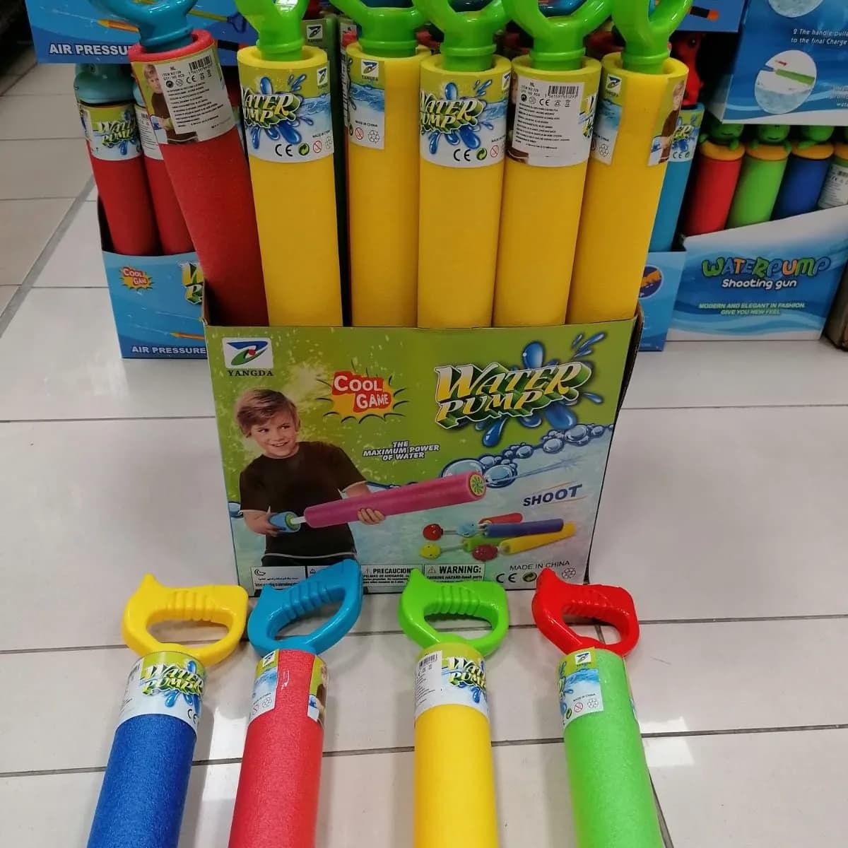 Zabawki do Baniek Mydlanych i Water Blasters