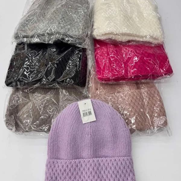 Czapka damska zimowa z wywinięciem, mix kolorów, 12 szt