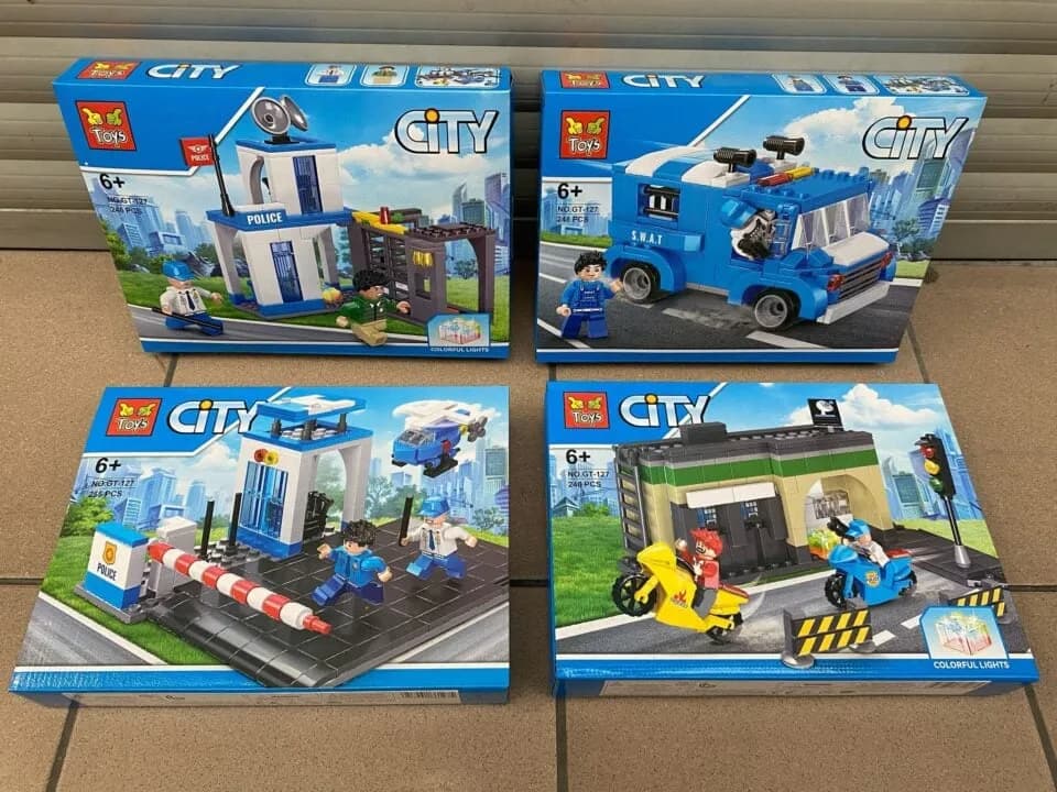Zabawka Klocki City Police - Zestaw 4 wzory, 246-255 el., Światła