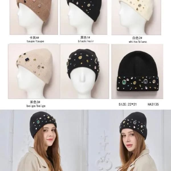 Czapka damska z ozdobnymi kamieniami 22x21cm - mix kolorów