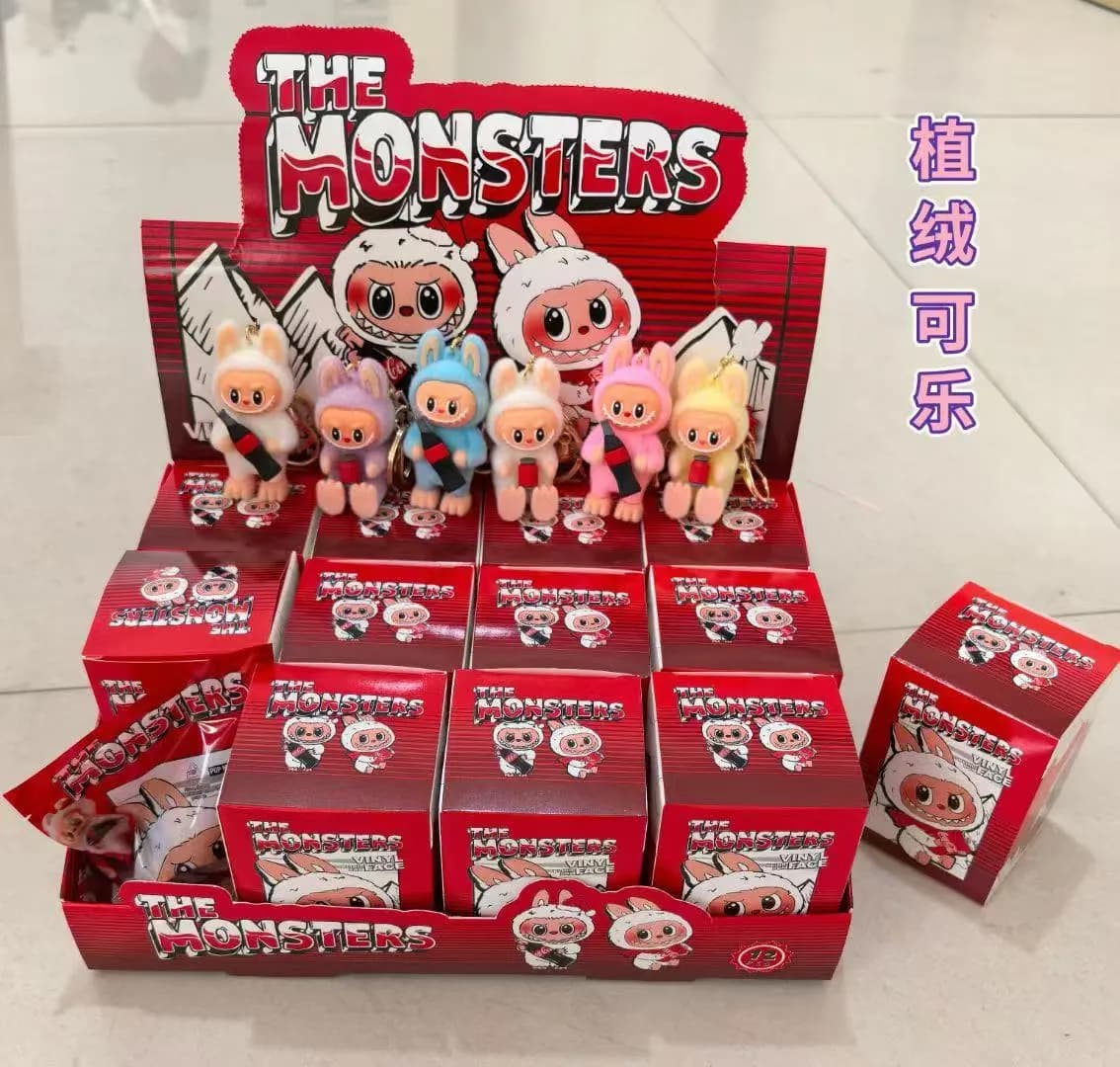Labubu CocaCola Brelok The Monsters Vinyl Mix Kolorów 12szt