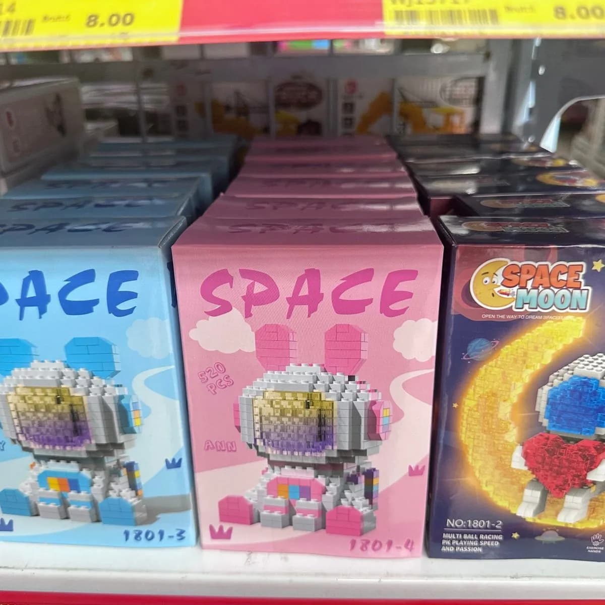 Klocki Space Figurki Astronautów Mix Wzorów 18 szt.