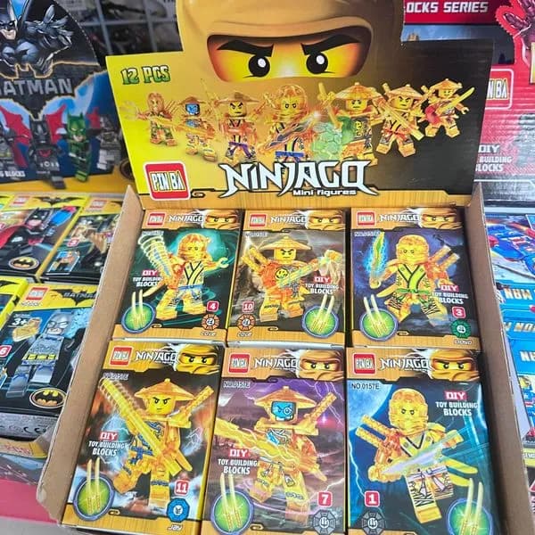 Klocki Ninjago Złote Figurki PIN BA - Zestaw 12 szt