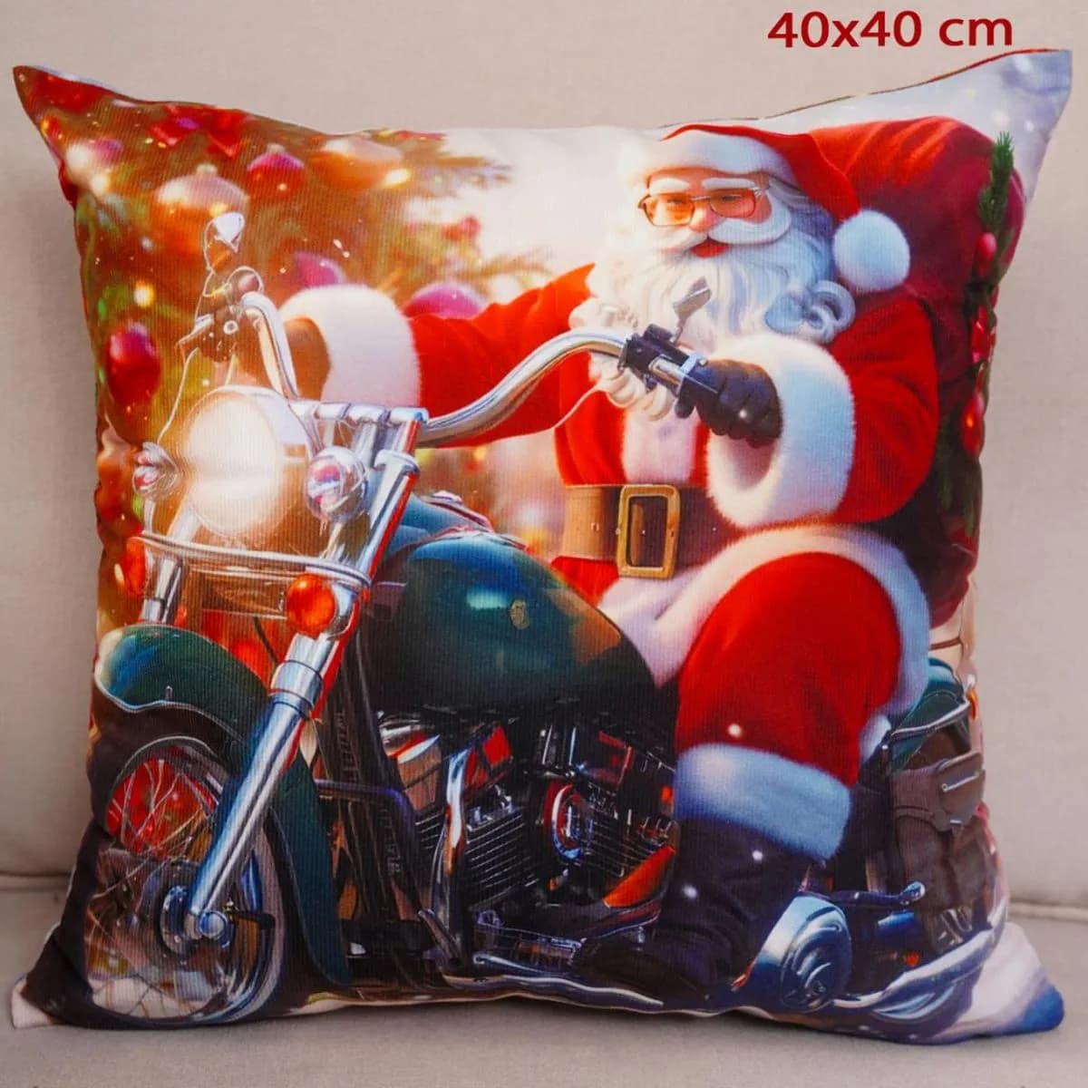 Poszewka świąteczna 40x40cm Mikołaj na motorze
