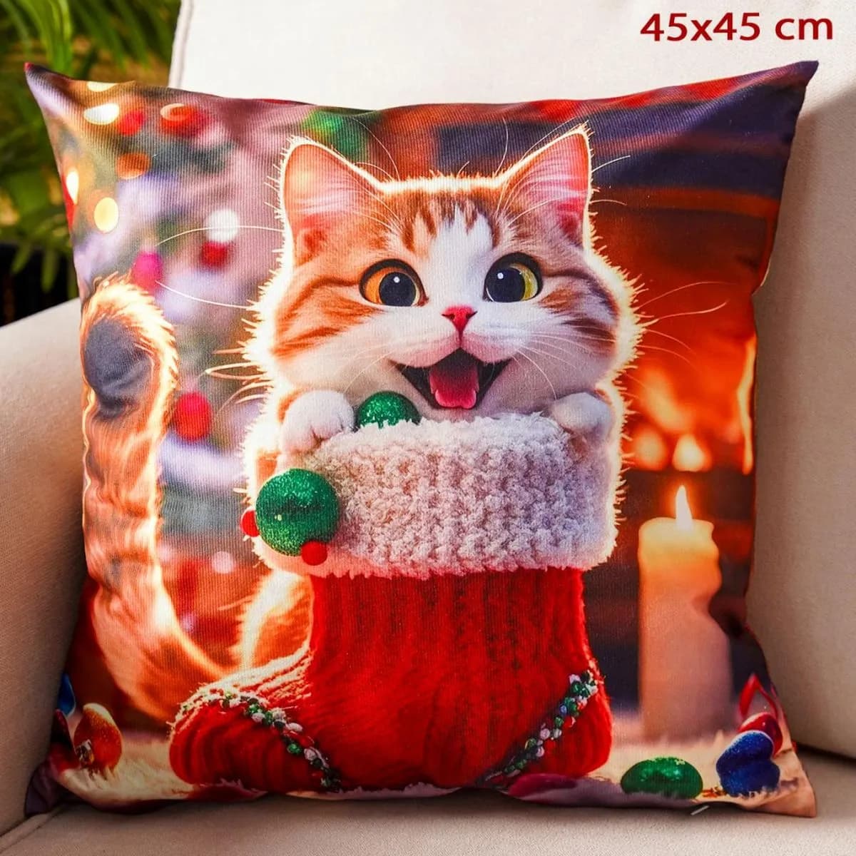 Poszewka Świąteczna 45x45cm Kot w Czerwonej Skarpecie