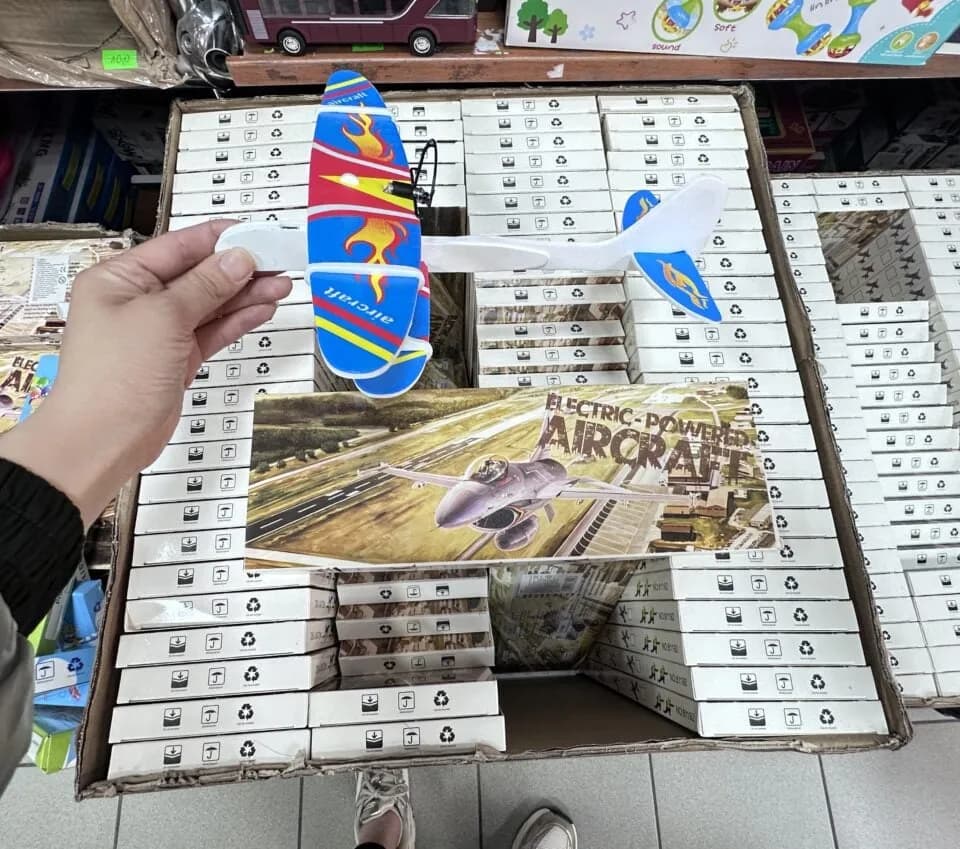 Samolot Styropianowy Latający Elektryczny z Napędem 12szt