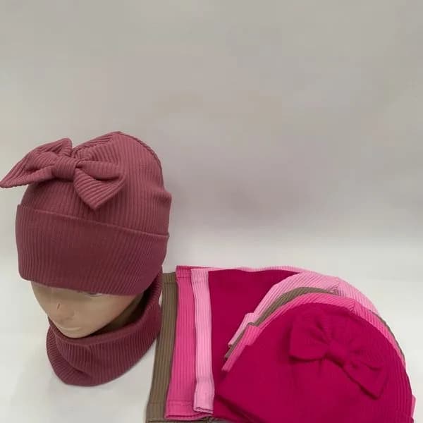 Czapki Damski i Komin Prążkowany z Kokardą - Komplet 10 szt.