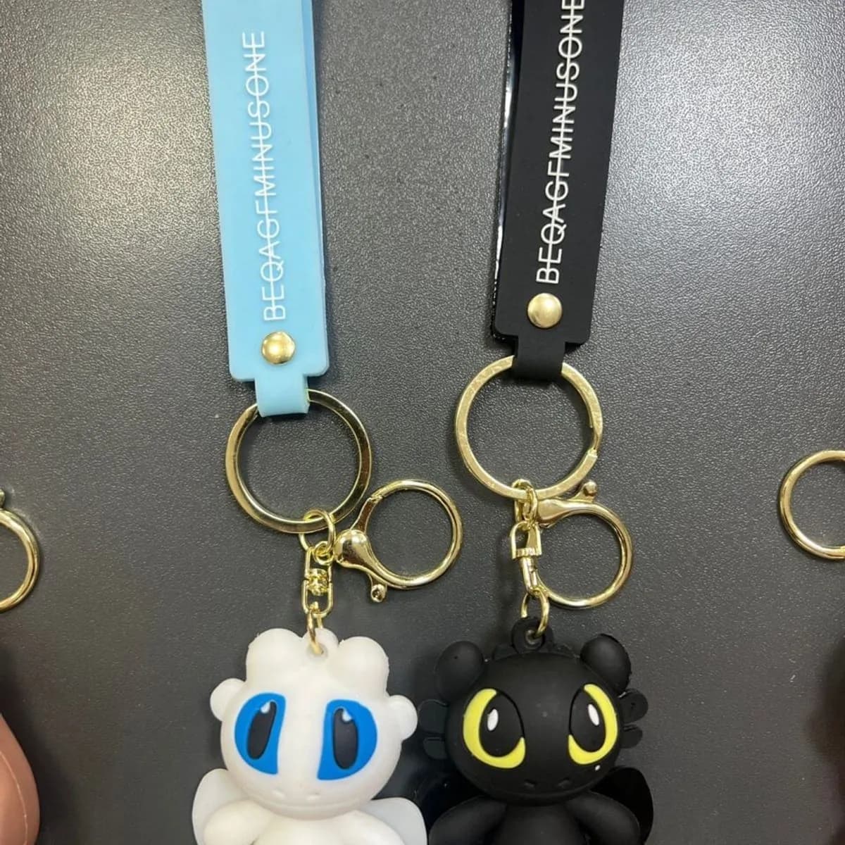 Brelok do Kluczy Smok Silikonowy z Paskiem Mix Kolorów 12szt