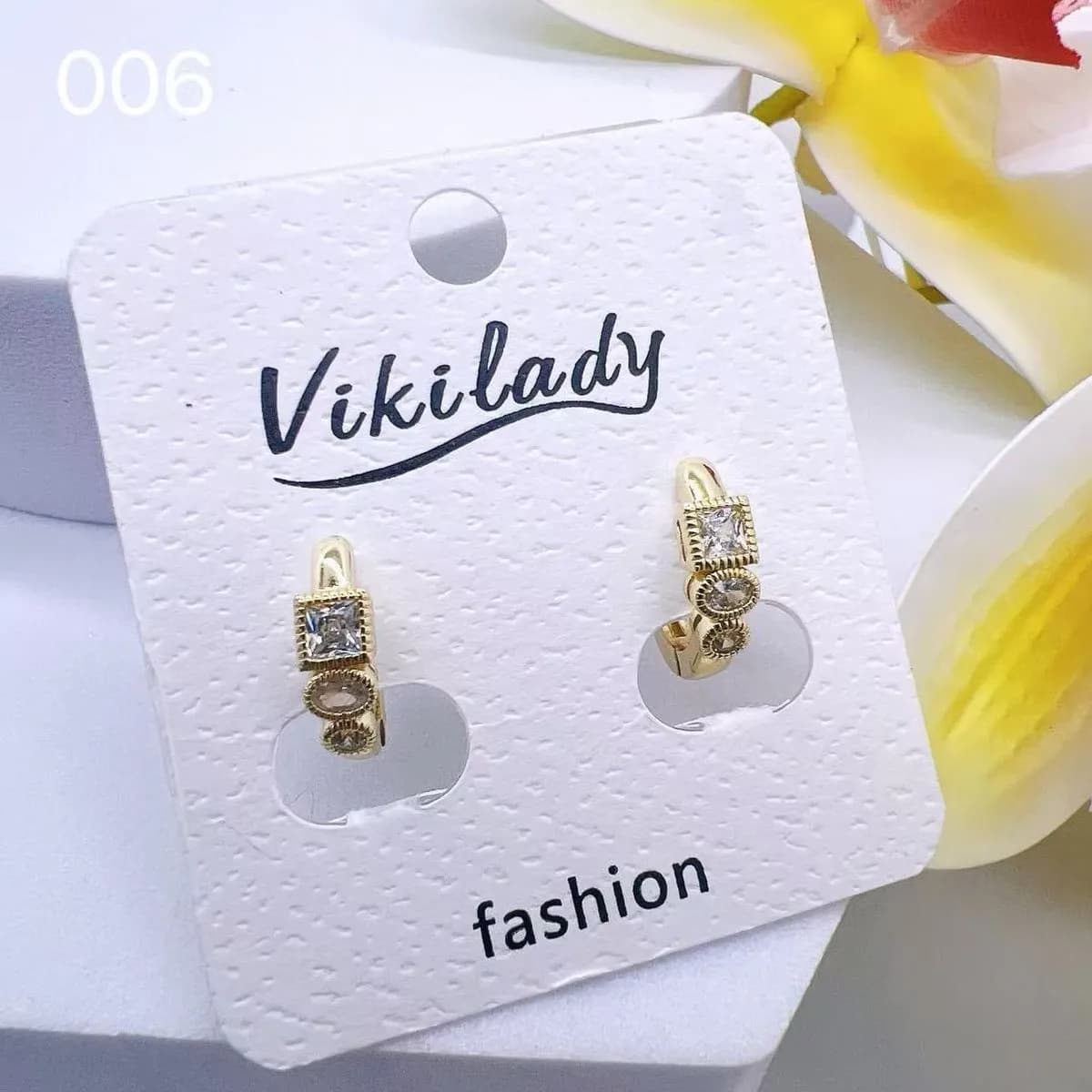 Kolczyki Damskie Złote z Cyrkoniami Vikilady 24 szt.