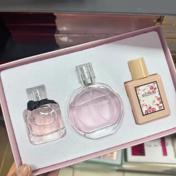 Zestaw Perfum damskich Maiden Anna w pudełku prezentowym