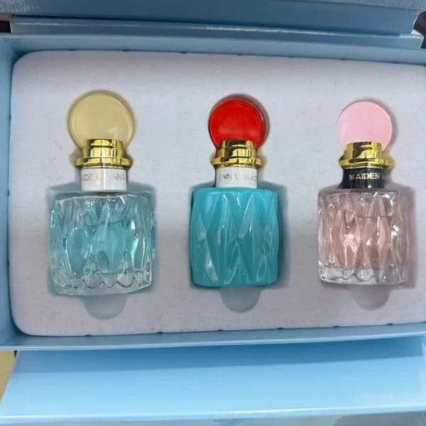Zestaw 3 Perfum w Prezentowym Opakowaniu