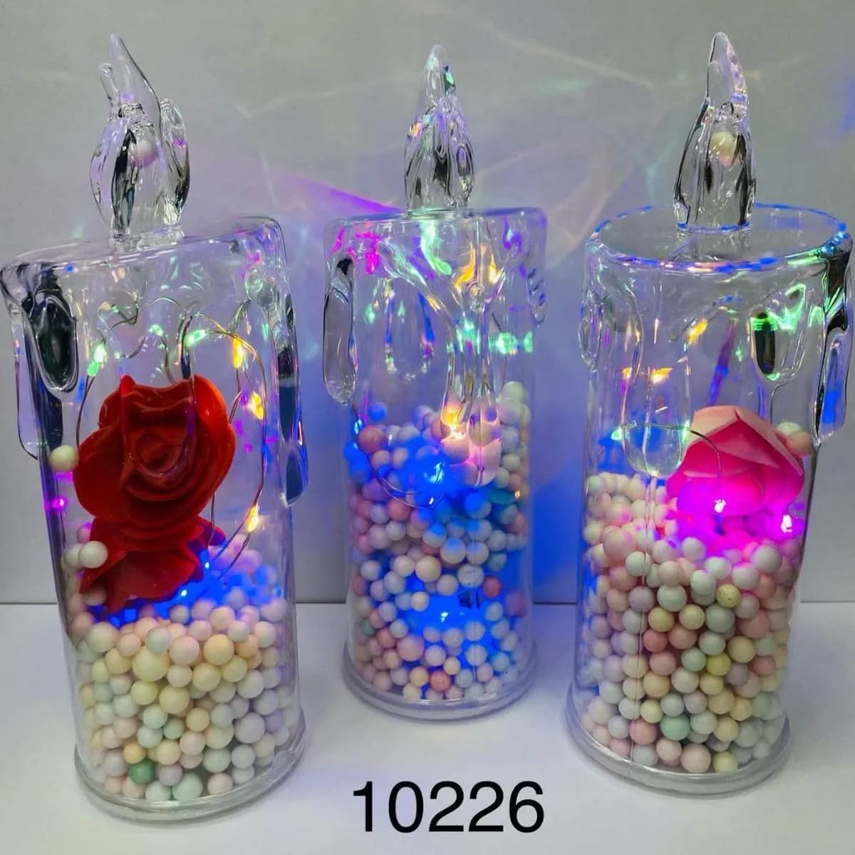 Świeca LED dekoracyjna z koralikami i LED 10226