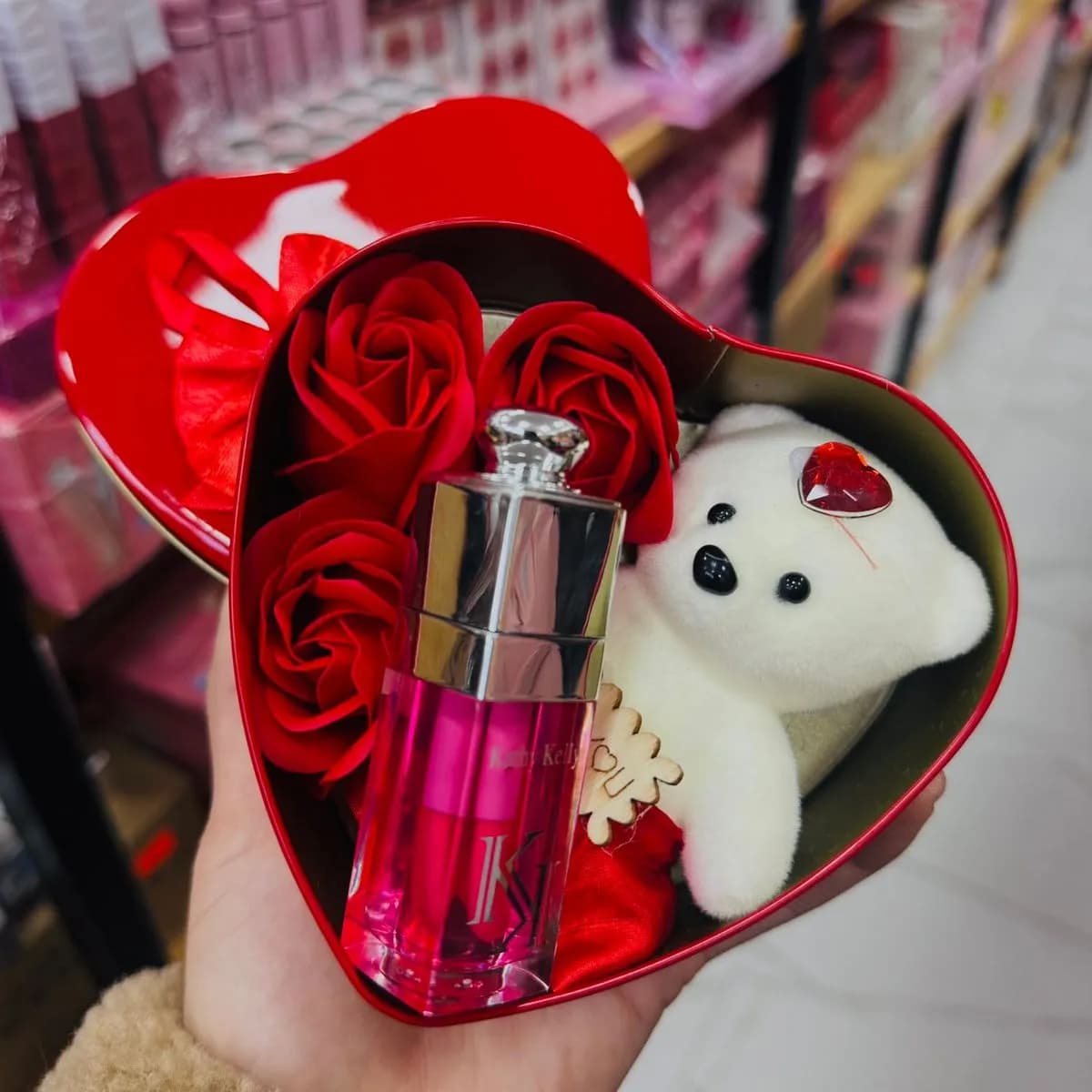 Pudełko Prezent Kwiaty&amp; Szminka