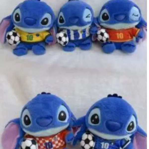 Maskotka Pluszowa Stitch 25cm Piłkarz