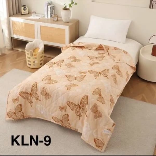 Kołdry Letnie 160/200 z Motywem Motyli Beżowe