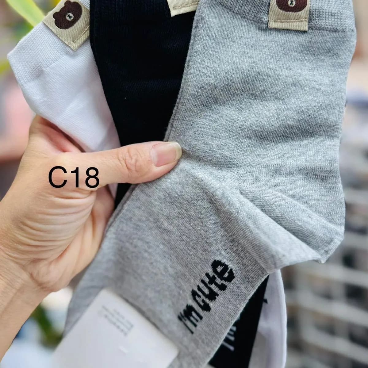 Skarpetki damskie z misiem C18, 3 szt. biały/czarny/szary