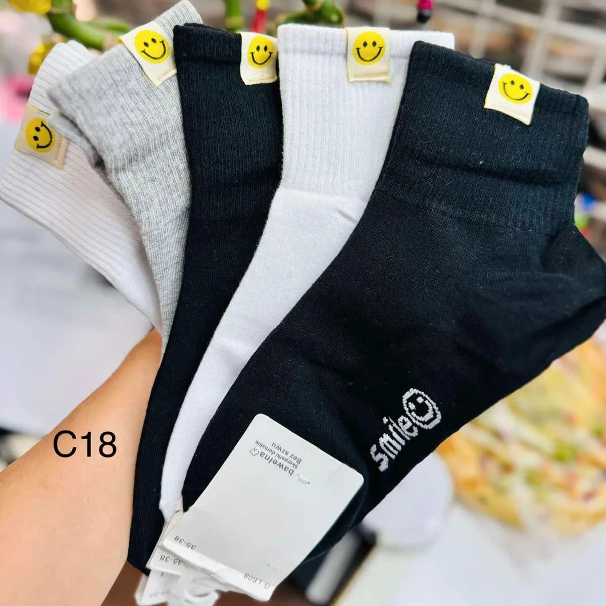 Skarpetki damskie Smiley C18, zestaw 4 szt. szare/czarne/białe