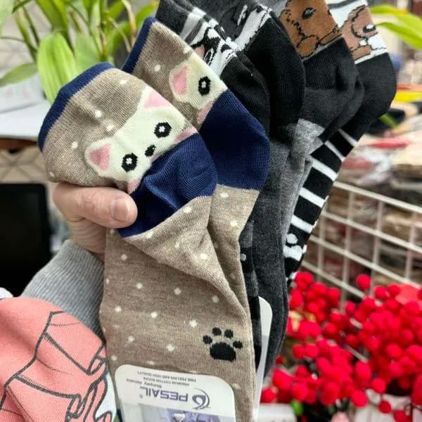 Skarpetki damskie z motywami zwierząt 40 szt/opak