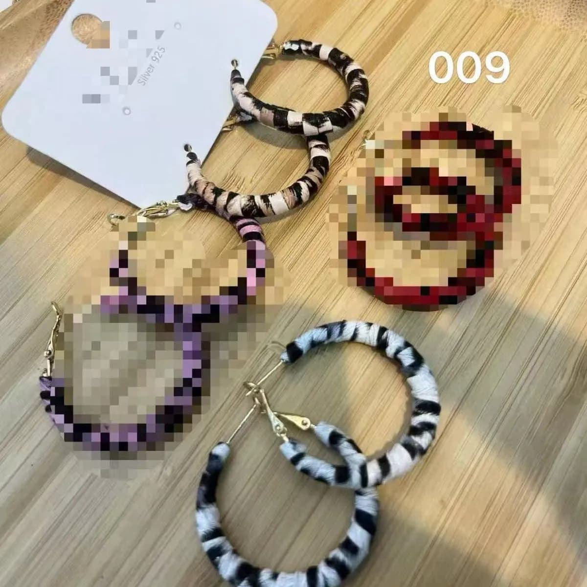 Kolczyki damskie w deseń zebry, różne kolory, SKU 50925-19