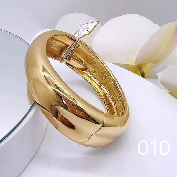 Kolczyki damskie bransoletki złote 010