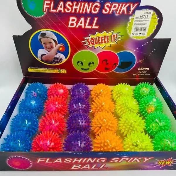 Świecące Kolczaste Piłki Flashing Spiky Ball 65mm
