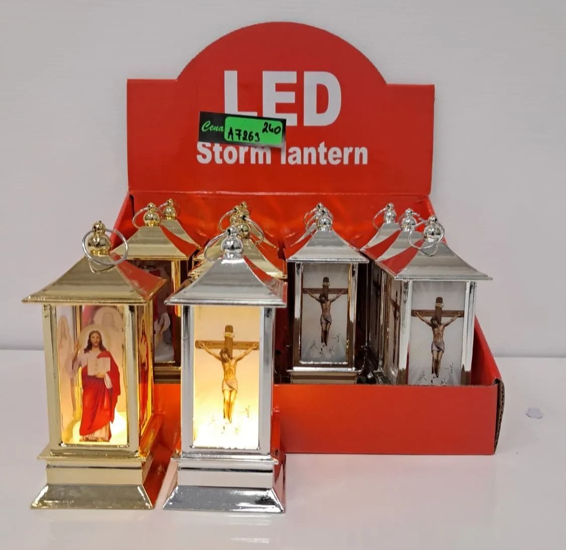 Lampki LED Storm Lantern z Jezusem i Krzyżem A7365