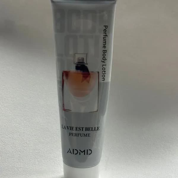 Balsam do Ciała Perfume La Vie Est Belle 150ml
