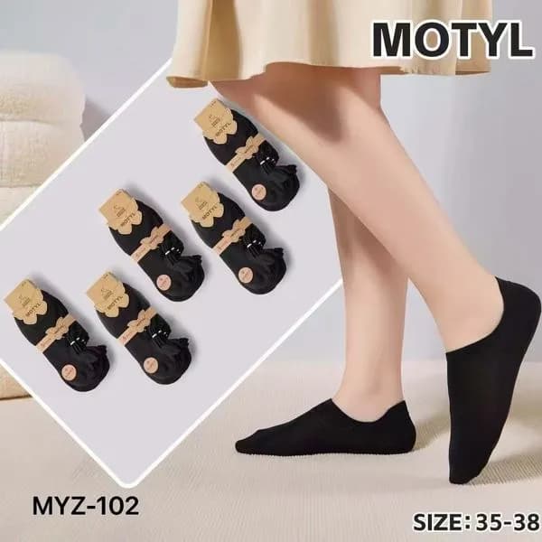 Skarpetki damskie czarne motyle MYZ-102 roz. 35-38