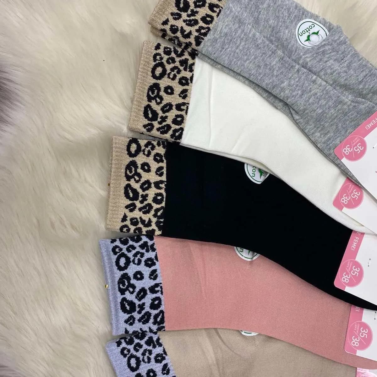 Skarpetki damskie z leopadowym mankietem, mix kolorów