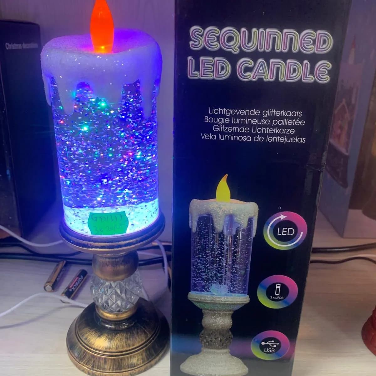 Lampka LED Świeca z cekinami fioletowo-niebieska