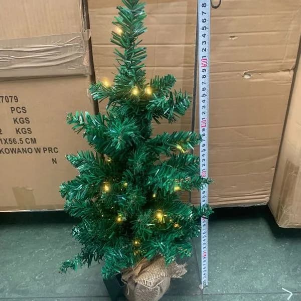 Choinka sztuczna 60cm ze światełkami zielona