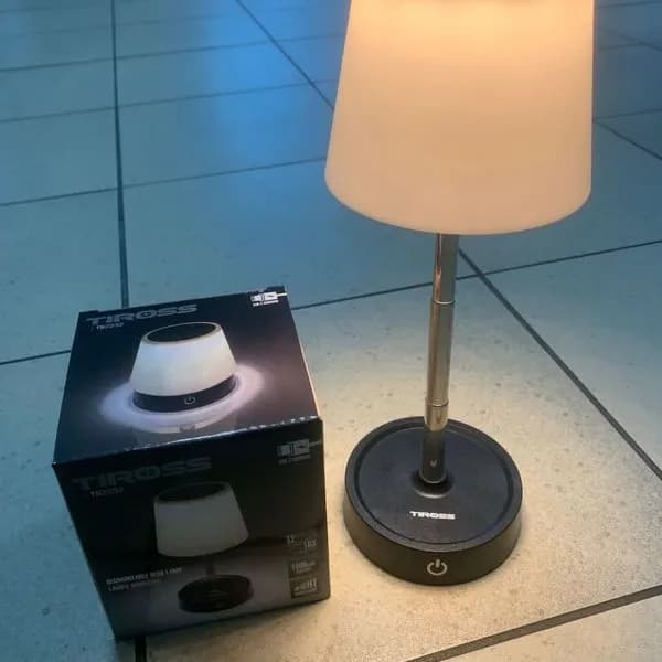 Lampki Ładuje Kabel Dotykwy