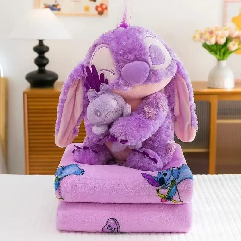 Maskotka Stitch z kocykiem fioletowa 90226-200