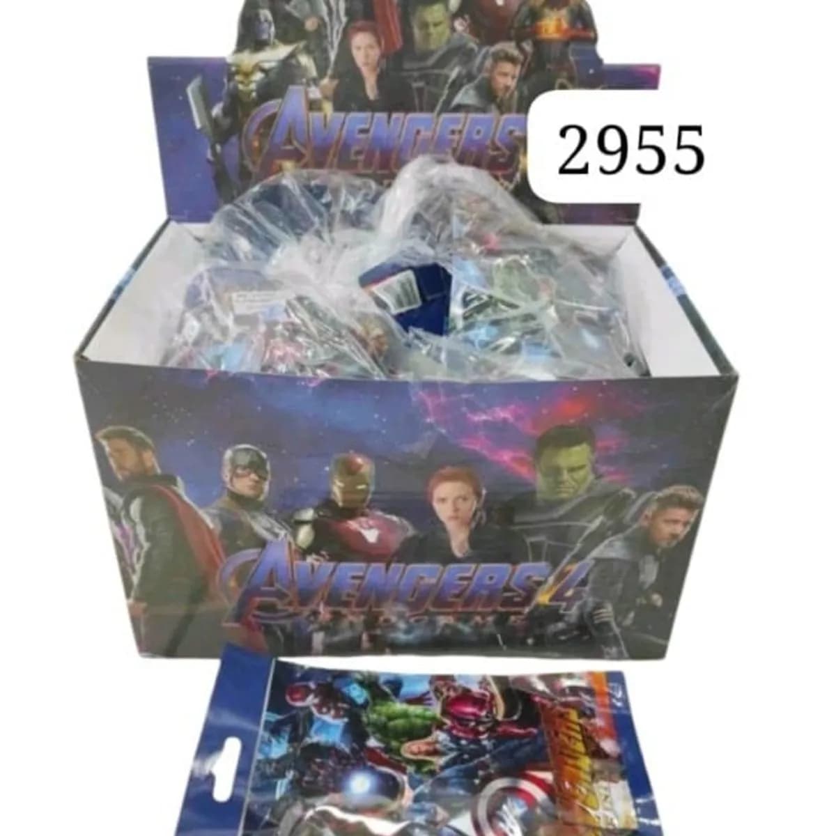 Saszetki Avengers PK12176 z zabawkami, karton ekspozycyjny 36 szt.