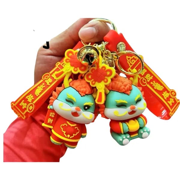 Brelok do kluczy chińskie smoki z dzwonkiem i symbolami, 24 szt.
