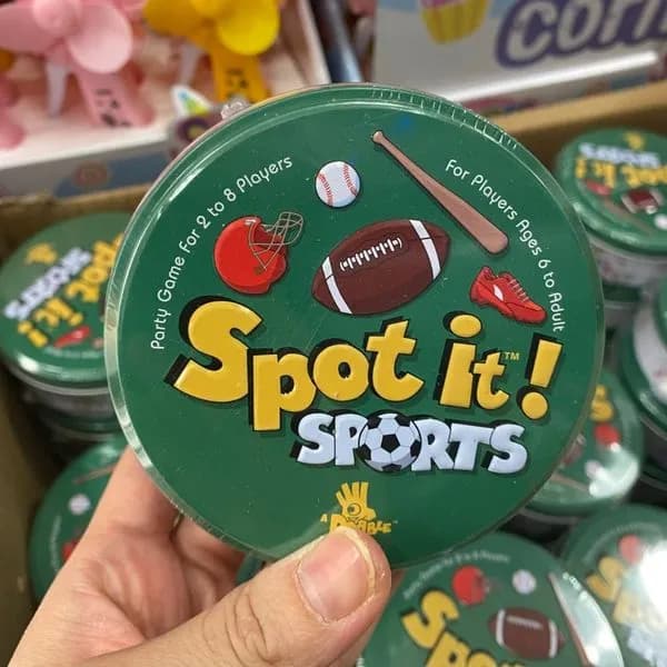 Gra karciana Spot It! Sports, okrągłe opakowanie, motywy sportowe