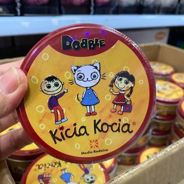 Gra Dobble Kicia Kocia dla dzieci, metalowe okrągłe opakowanie