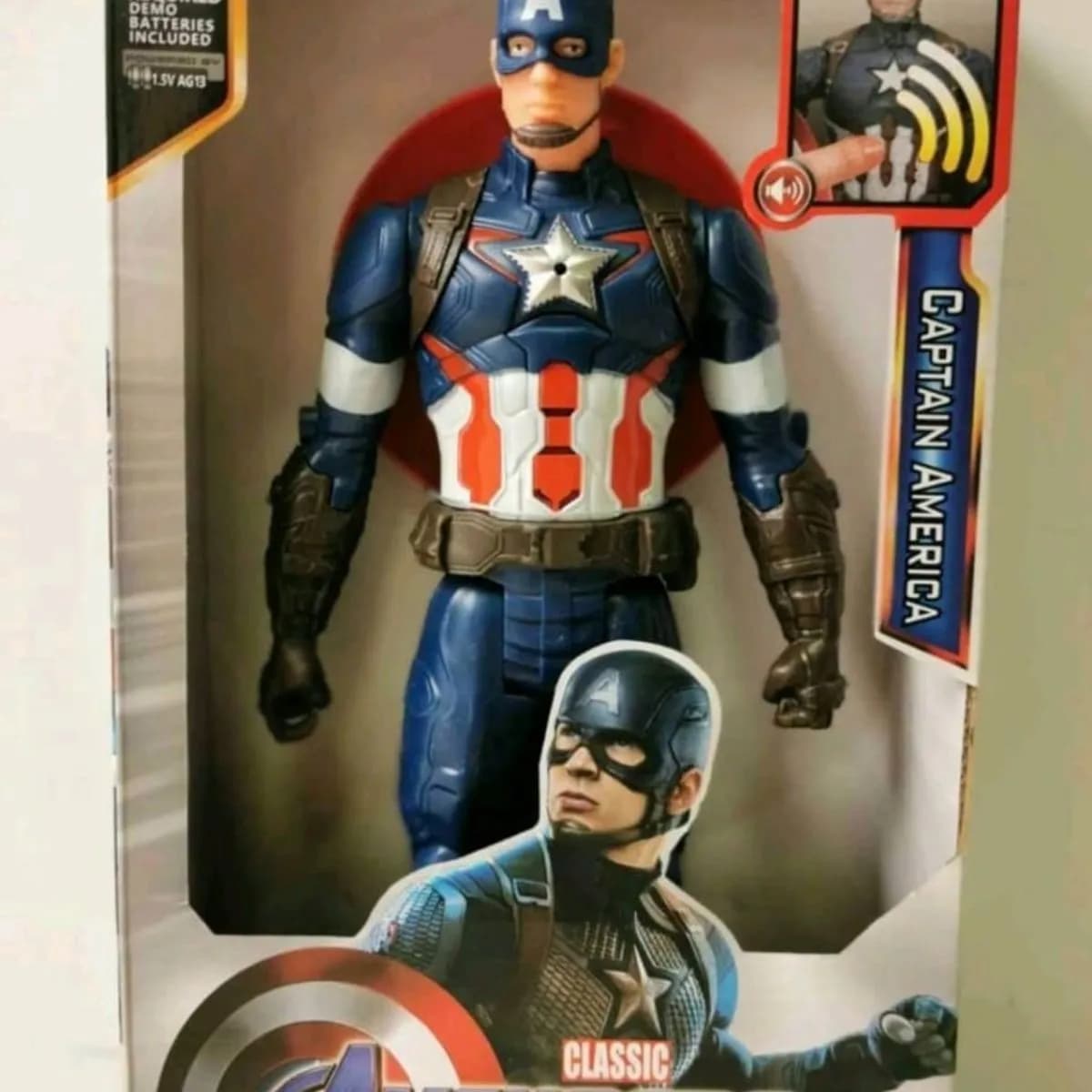 Figurka Kapitan Ameryka Avengers End Game z dźwiękiem Sound FX 30cm