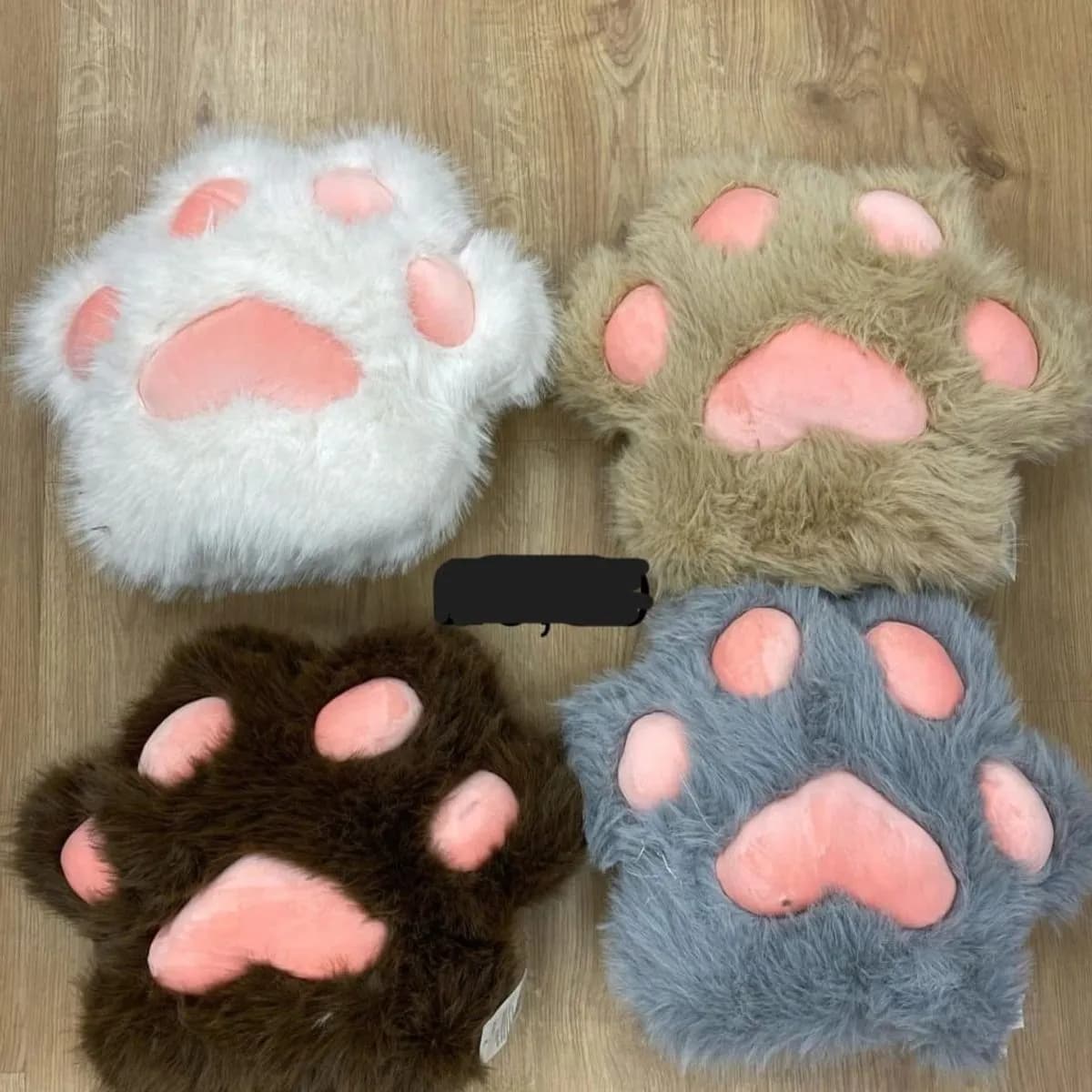 Maskotka Pluszowa Łapka Kotka - Puszysta, Mix Kolorów