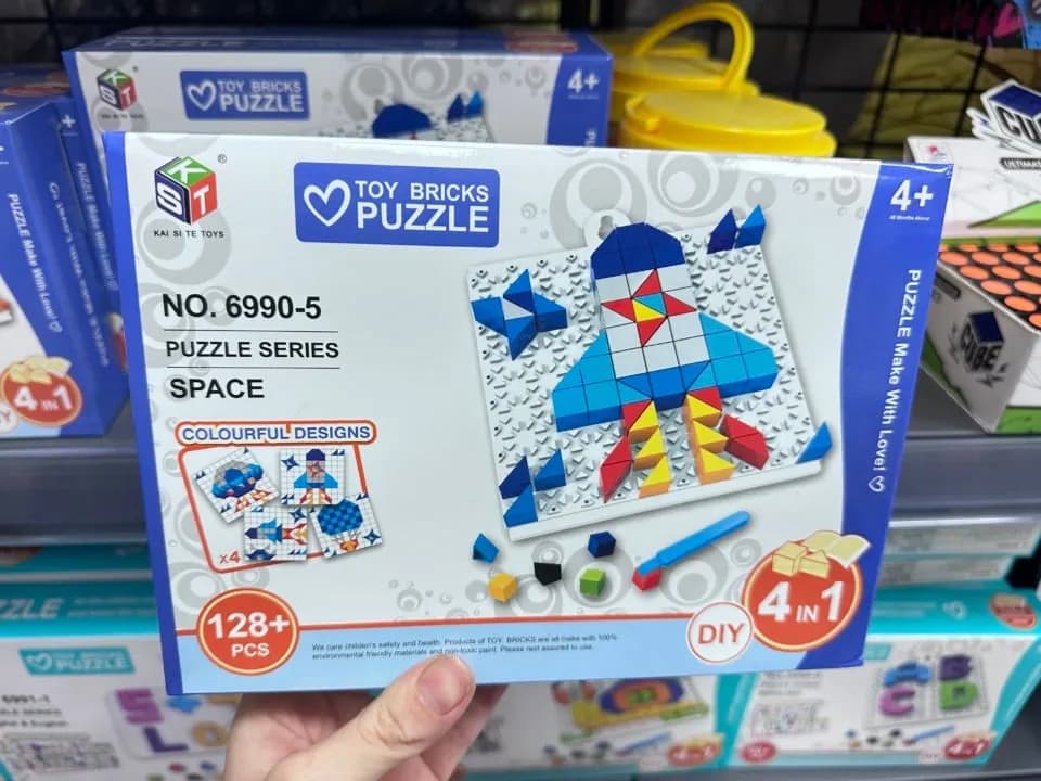 Toy Bricks Puzzle 128+PCS Seria Space Mozaika 4w1 KST