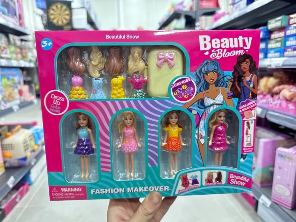 Zestaw 4 lalek Beauty Bloom z akcesoriami do stylizacji i walizką