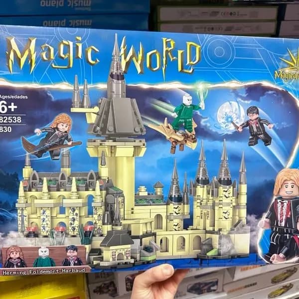 Klocki Magic World Zamek dla dzieci 6+ lat, 830 el. Magical Magician