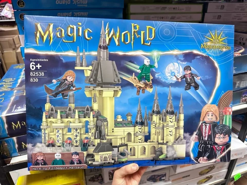 Klocki Magic World Zamek dla dzieci 6+ lat, 830 el. Magical Magician