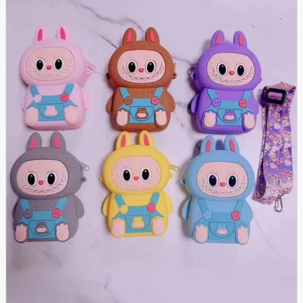 Brelok do kluczy królik w kombinezonie gumowy, mix kolorów 12szt