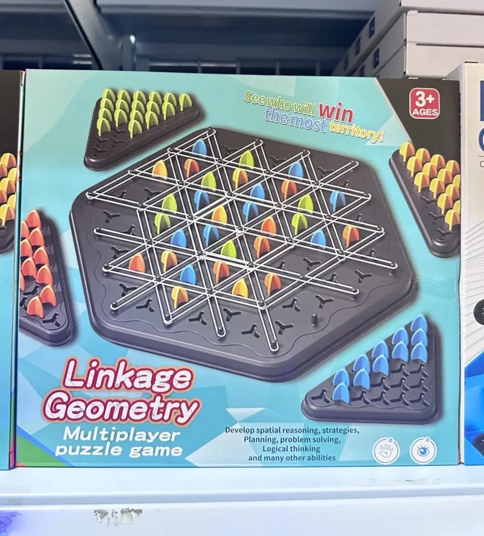 Gra logiczna Linkage Geometry strategiczna dla wielu graczy 3+