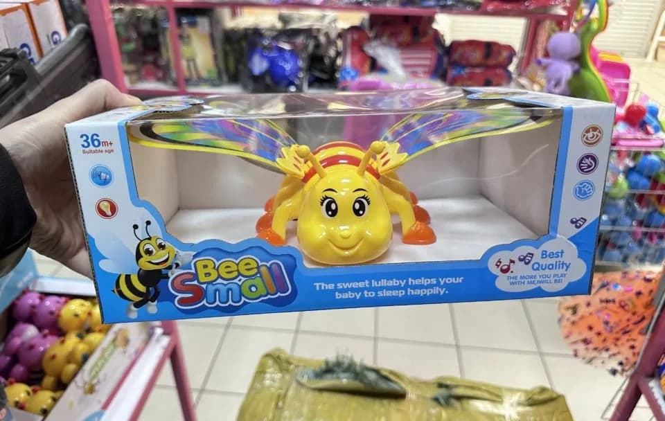 Interaktywna pszczółka Bee Small 36m+ światło i dźwięk