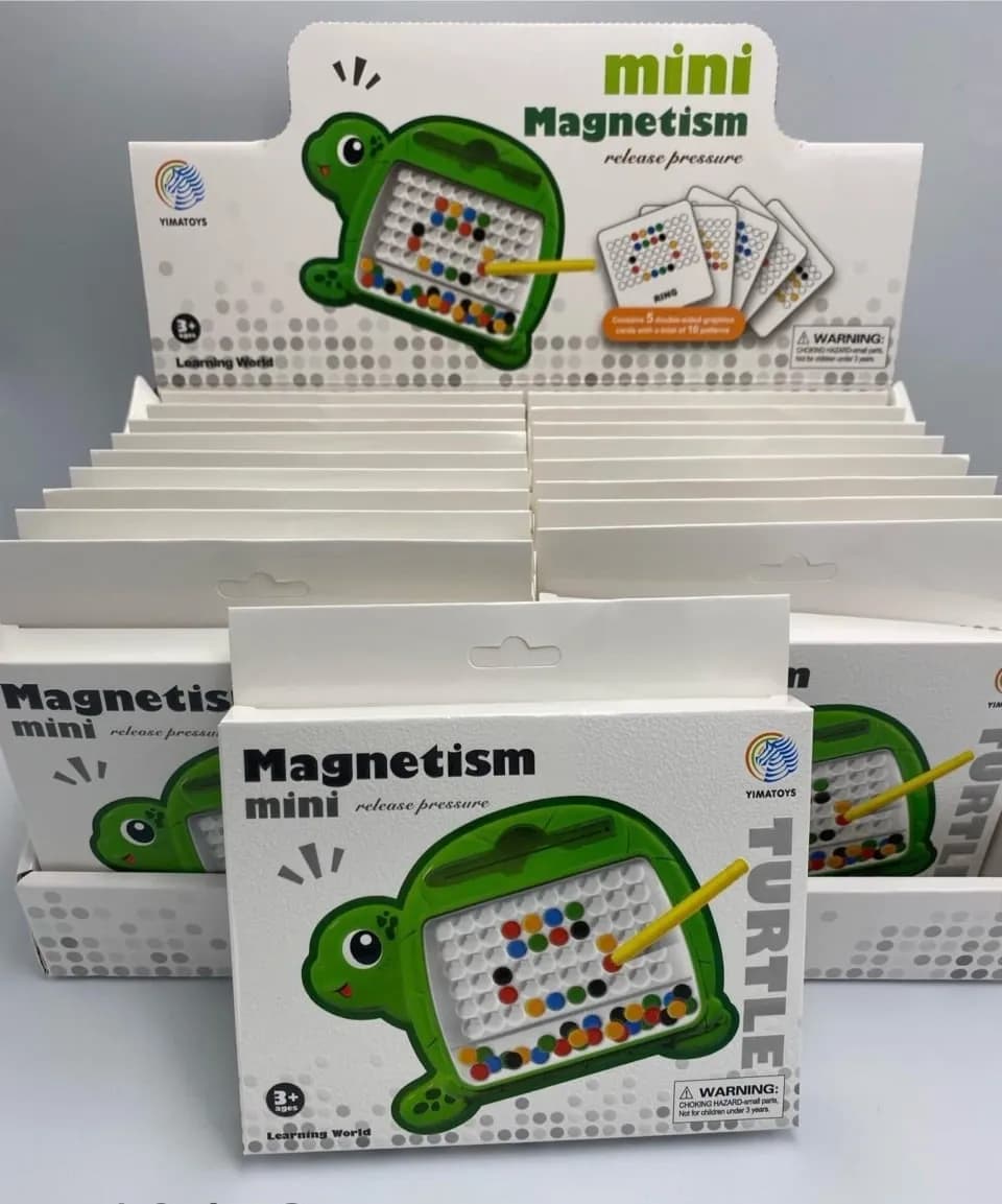 Zabawka magnetyczna Mini Magnetism Żółw z rysikiem i kartami 24szt