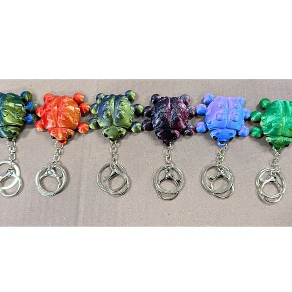 Brelok do kluczy "Żuk" wielokolorowy z karabińczykiem - 24 szt.