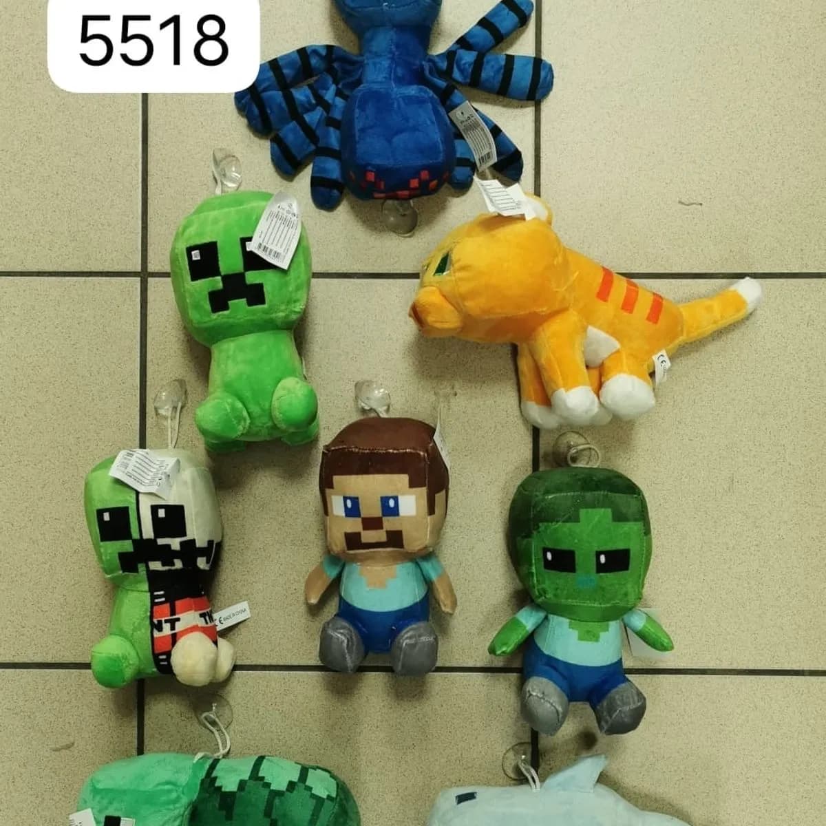 Maskotka pluszowa postacie z gry, różne wzory, z przyssawką